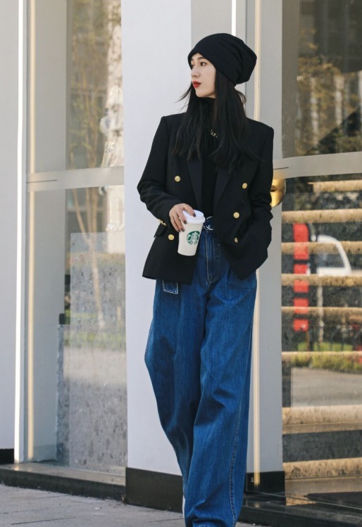 塞衣角|冬天怎么穿阔腿裤?建议搭配这4种上衣,显高显瘦不是梦