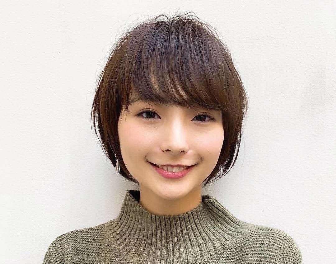 圆脸型 圆脸发量少的女生适合哪种发型?剪这7款发型瘦脸减龄还显发量多