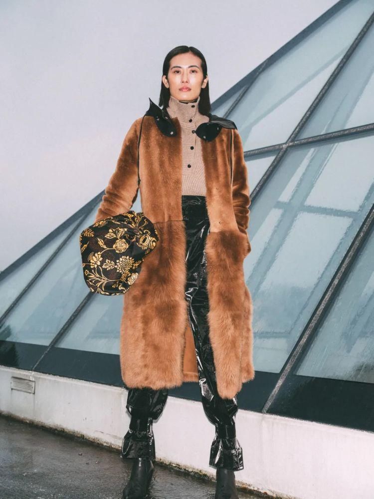 2021穿这个颜色，太太太美了！