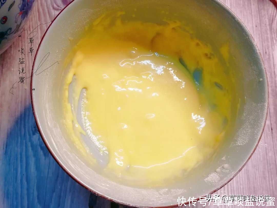 搅拌均匀|做什么蛋糕？蛋奶酥比蛋糕更容易上手，而且口味更香酥