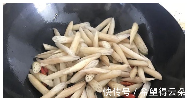 膳食纤维|人称“夏季第一菜”，是菜也是药，常吃清肠刮油防贫血，别错过！
