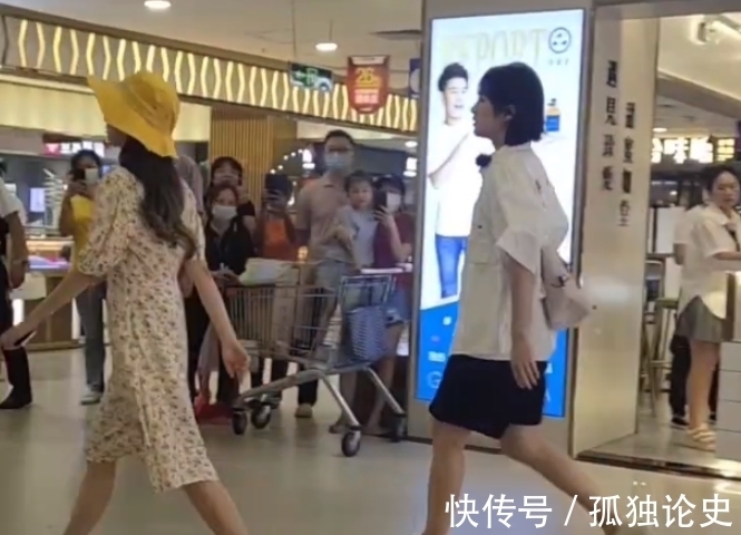 合伙人|《中餐厅5》合伙人外出，周也周震南身形纤细，哪知姚安娜成焦点