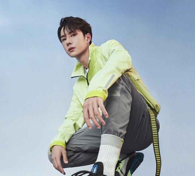 悬念|肖战星光大赏表演有悬念，或与神秘人合体演出？王一博成最大期待