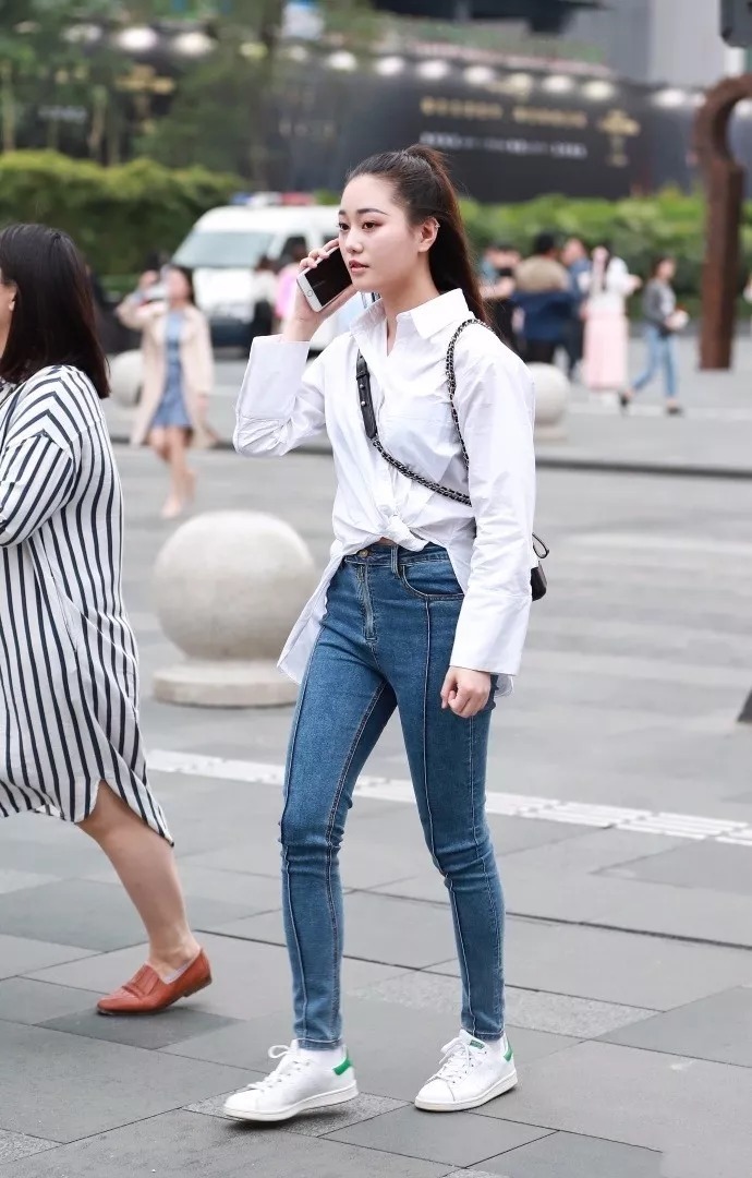  时尚|穿衣时尚的女生