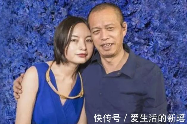 夏娃#疯狂的艺术家何云昌:取出肋骨制成项链,给5位深爱的女人戴上