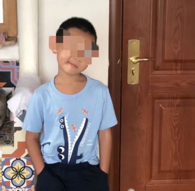 条约|“不要喊妈！”她和7岁儿子签下的这份条约火了