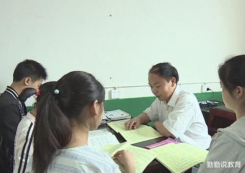 有种|有种文具叫“学霸专用”，第3个很常见，老师：成绩好是有原因的