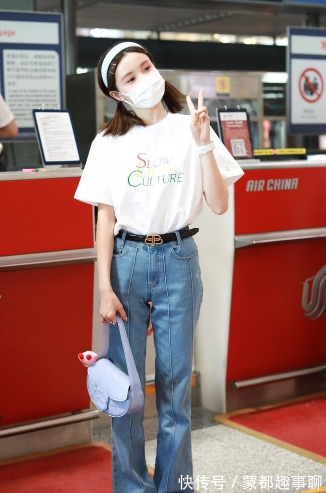 时髦|夏末初秋这么穿牛仔裤，时髦有个性