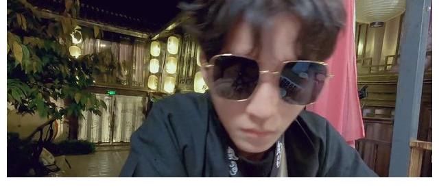 金大川|董子健和王俊凱搭腔演雙簧，劉昊然三人上演碟中諜戲份劇本殺