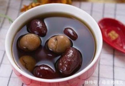 花生與“此物”一起泡，每周喝3次祛濕氣，讓你清清爽爽的！