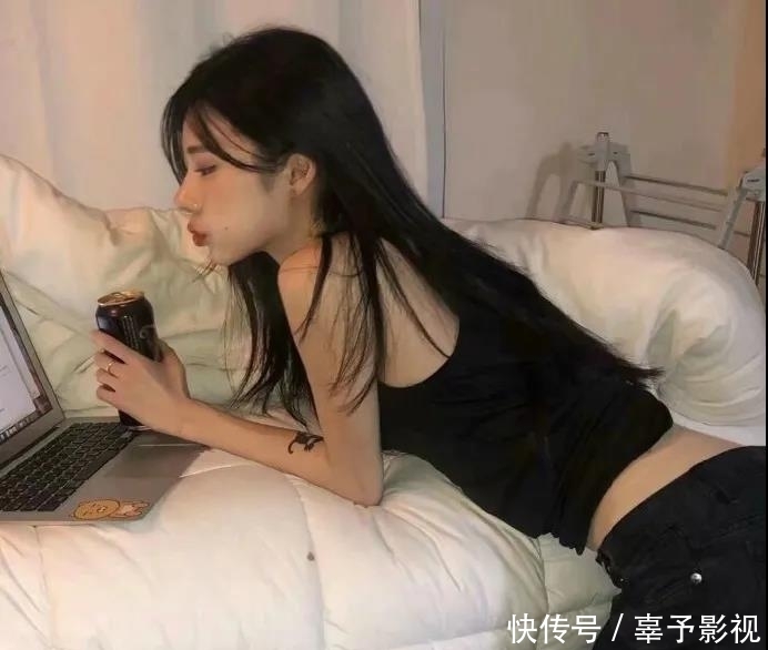 又纯又欲的女头，绿茶女头：超可爱的发圈文案