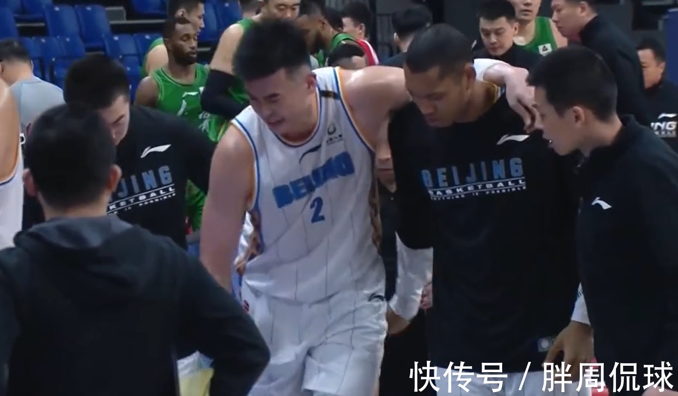辽宁男篮|雅尼斯雪上加霜,首钢负辽宁后又收2个坏消息,秦晓雯怕啥来啥