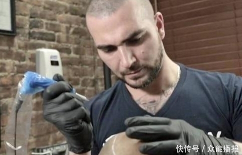 纹身|秃顶男子想要头发,无奈请纹身师纹头发,这效果让人哭笑不得