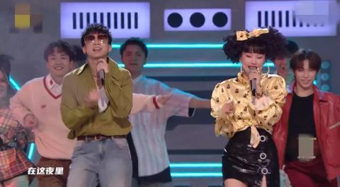 晚會|芒果臺購物晚會一團糟，哥哥姐姐油膩大比拼，亂跳亂唱好尷尬