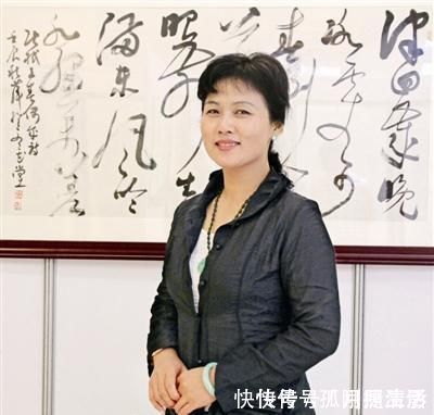 中书协$胡秋萍草书虽然大气磅礴,但是上乘之作还需要精研笔法,你认同?