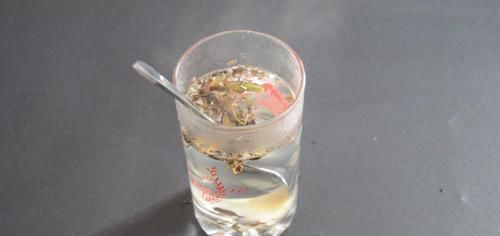 早上起床后口苦口臭？教你一招，让你轻松告别口苦口臭，效果很棒