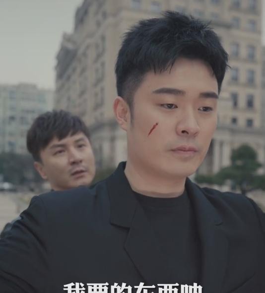 陈赫实在太低调，表舅是陈凯歌不算啥，亲舅舅才真的家喻户晓