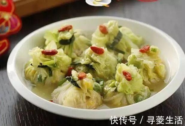 青豆|白菜别再炒了,换这种做法好吃到爆,上桌就被抢光