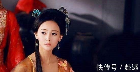 秀才@老板娘一上联“饥鸡盗稻童筒打”,秀才一下联,堪称千古绝对!