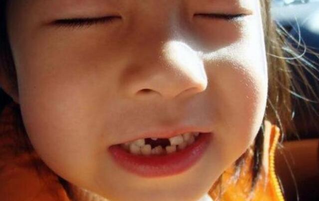 恒牙|最全儿童换牙时间表:儿童换牙何时开始、何时结束?一图说清