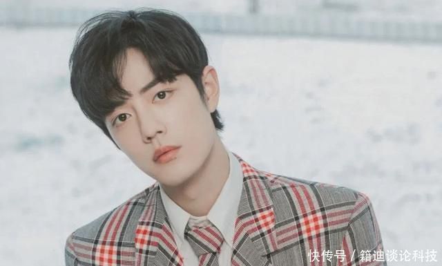 肖战|肖战两年前上《王牌对王牌》,乡土味十足,又唱又跳惨成背景板