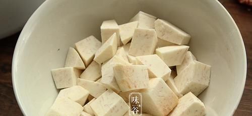 秋老虎|立秋将至,这碱性食物要多吃,加红豆炖一炖,香甜软糯又营养