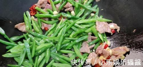 四季豆炒肉|这菜有点贵，为了孩子别舍不得吃补钙强过牛奶，孩子多吃猛长个