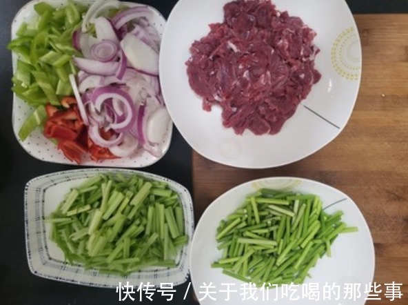 面条|馆子吃不到的河南干炒面条，不粘连不糊底，焦香有嚼劲，教你做法