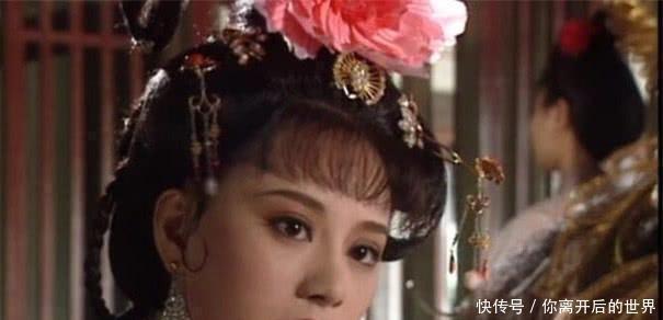 一个一年只洗一次澡的侍女死后,康熙皇帝下令按嫔礼办理丧事!