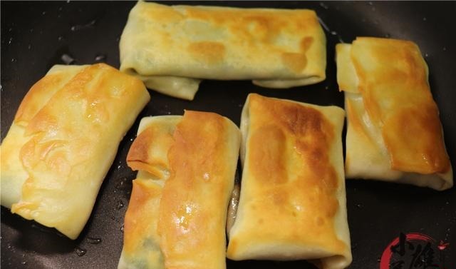 韭菜盒子怎么做才香教你一招，不破皮不露馅，皮薄馅大，真过瘾