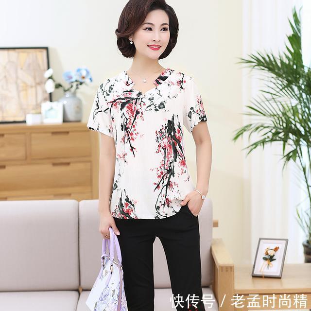 阔腿裤 会穿的女人,到了40是不穿裙子的,她们一般会选择时髦的套装