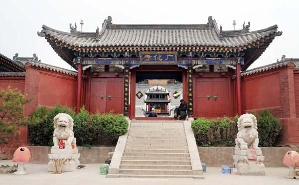 到五台山旅游，参观寺庙群按什么顺序，去哪几个寺庙我告诉你