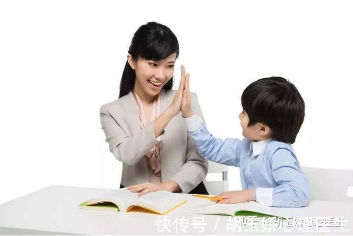 心理咨询|孩子玩手机上瘾了怎么办？这四个建议家长必看