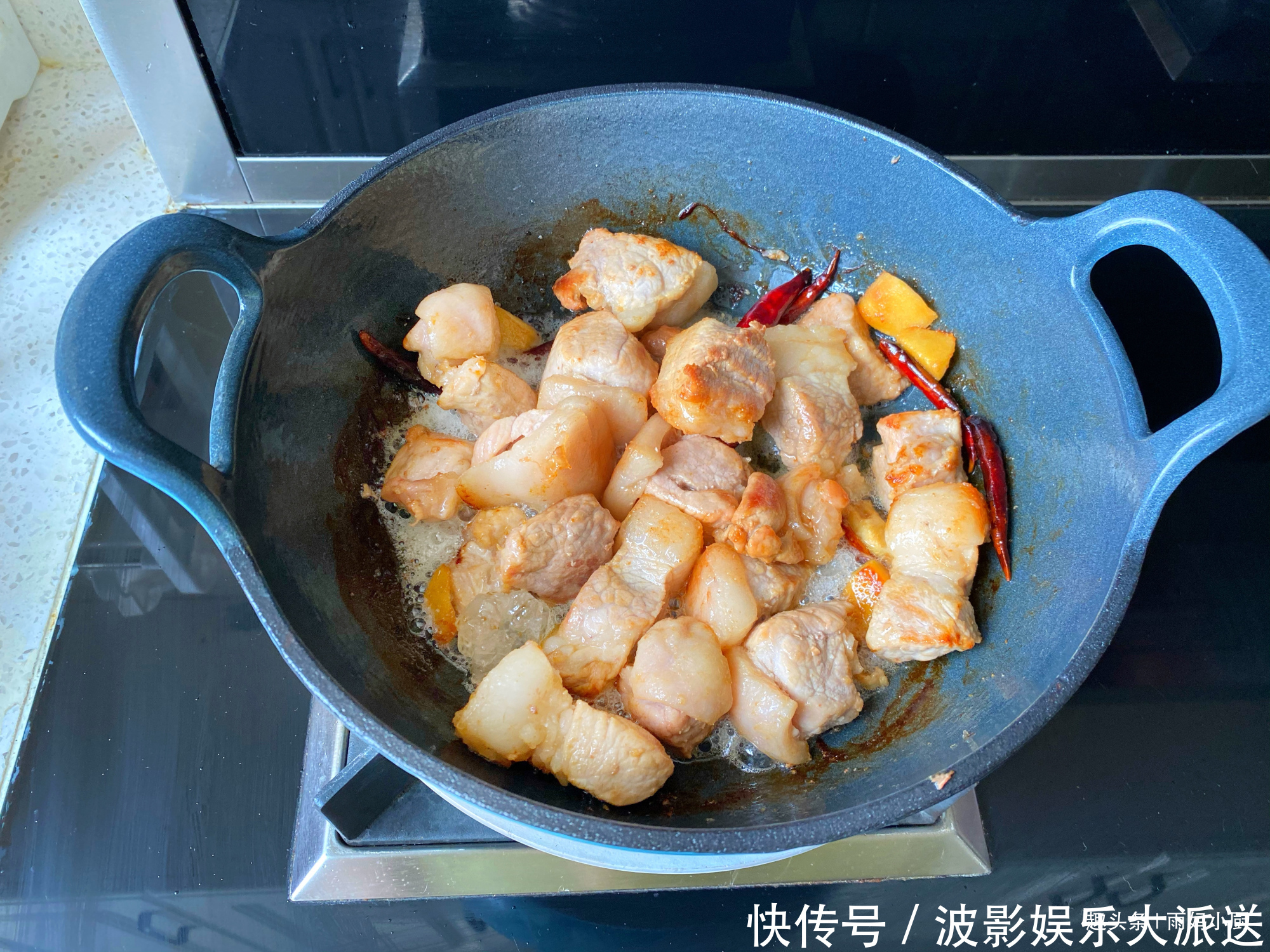  香嫩|想吃肉夹馍别再买了，自己在家做超简单，卤肉香嫩一次吃两过瘾