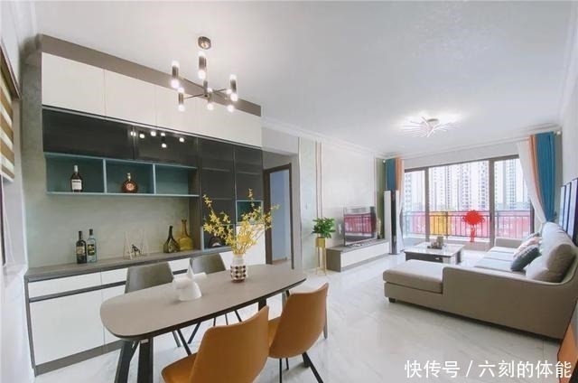 户型|进门不做隔断柜,无玄关照样美上天!进门不做隔断柜,无玄关照样美上天!