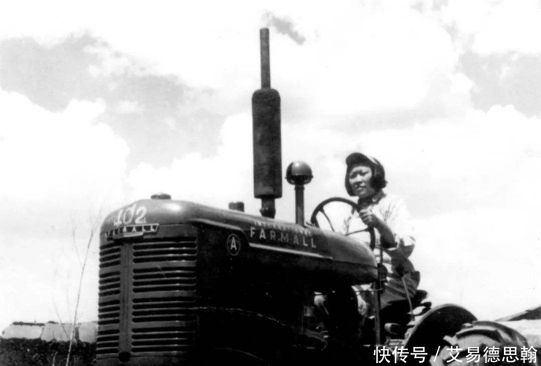 拖拉机手|1元纸币上的女拖拉机手:一生奉献给北大荒,出名后不接广告