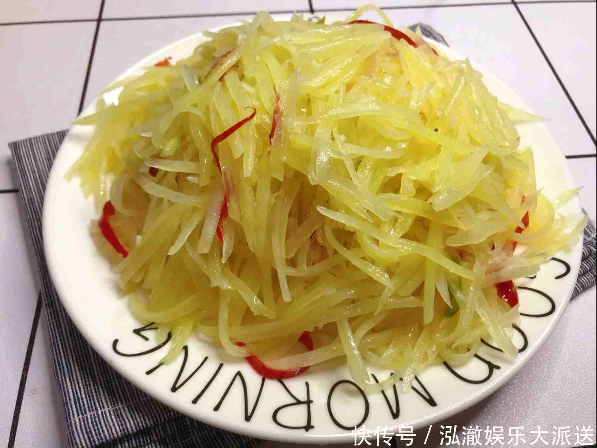 黄皮土豆|大厨教你炒土豆丝,学会这1个小技巧,做的比饭店的还香!