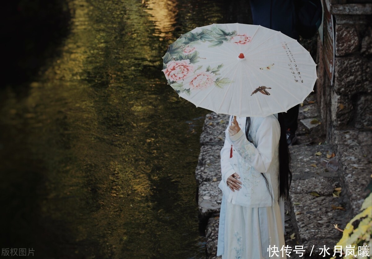 丹青|流年为笔,相思为笺,丹青水墨间,许你一场花开无言