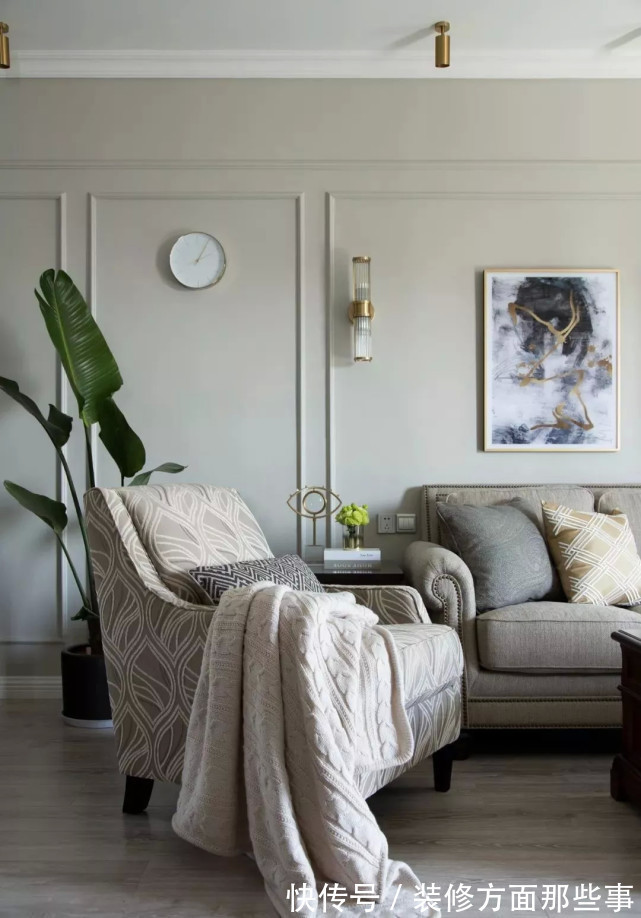 壁灯|86㎡简约小美式轻盈优雅的暖心之家,点缀绿植打造舒适精巧场域