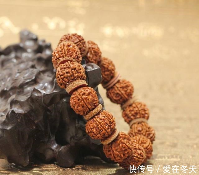 手串|这6种手串,盘成的概率只有十分之一,一不小心就毁了!