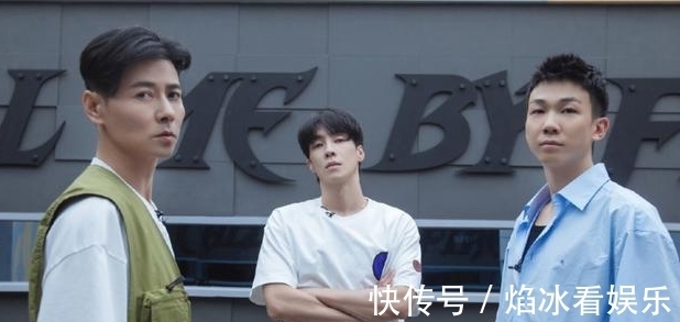 2021综艺年榜,芒果前10占7,《披哥》夺亚军,与冠军差73亿播放