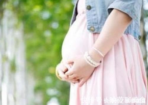 穿裙子|分娩的时候，去医院是穿裙子还是裤子看看过来人都是怎么做的