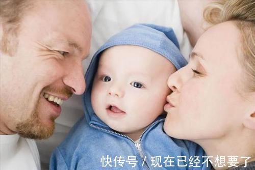 父母|宝宝身上有3个“智慧按钮”,家长平时多抚摸,孩子长大更聪明