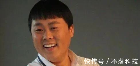 为走红不惜身份作假,冒充草根多年,韩红一怒之下将其轰下台