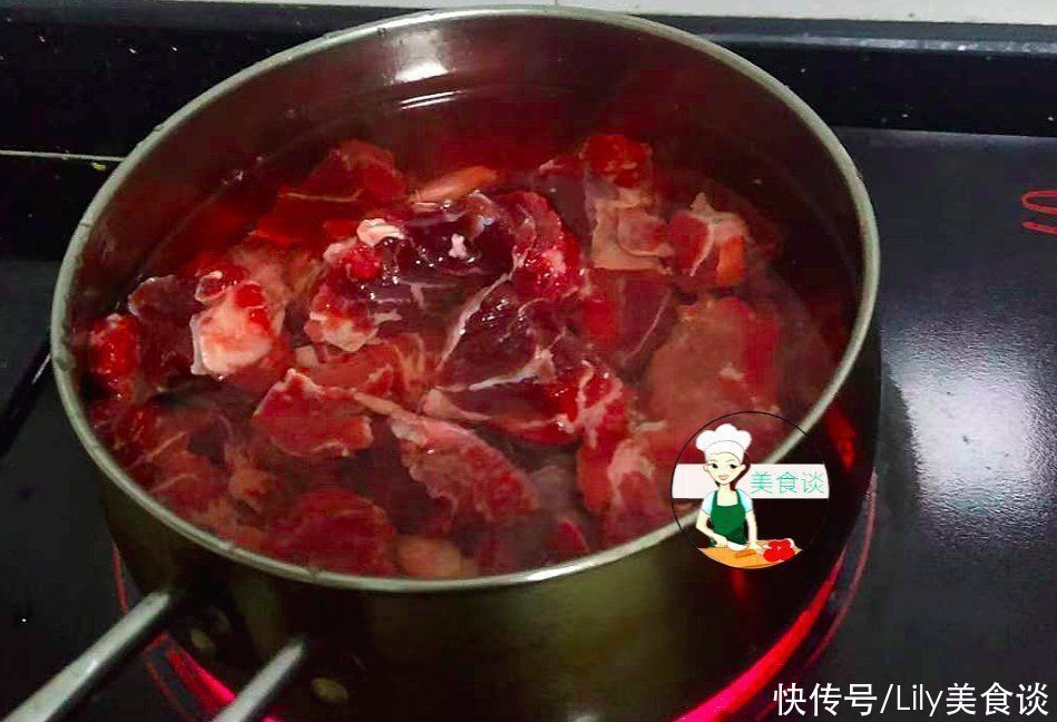  炖牛腩|进入冬月，这肉记得多给家人吃，冬补吃它特营养，快给家人炖一锅