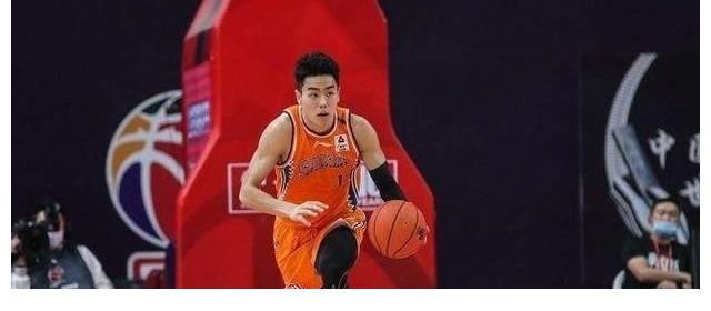 胡明軒|90后00后卷起來(lái)！中國(guó)男籃迎來(lái)后衛(wèi)人才井噴，“最強(qiáng)00后”有5個(gè)