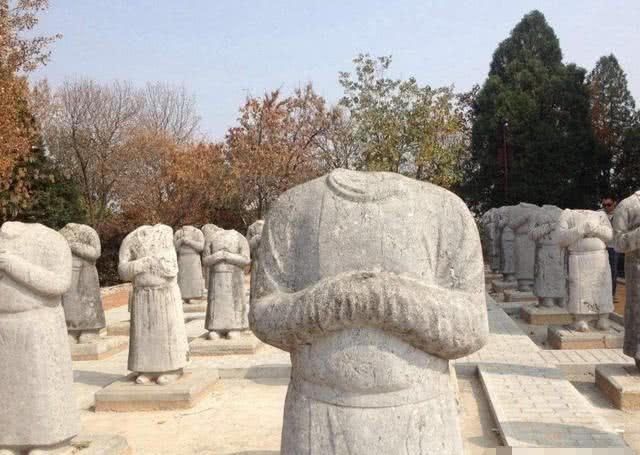 知识|武则天墓前的61个“守灵人”,为何都没有头?看完涨知识了