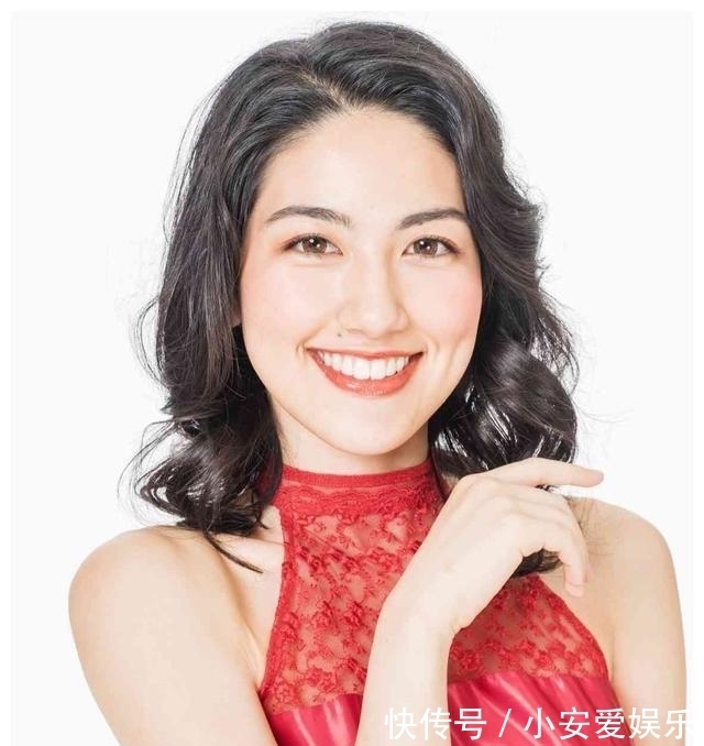 大学生|2022日本国际小姐出炉,22岁美女翻译夺冠