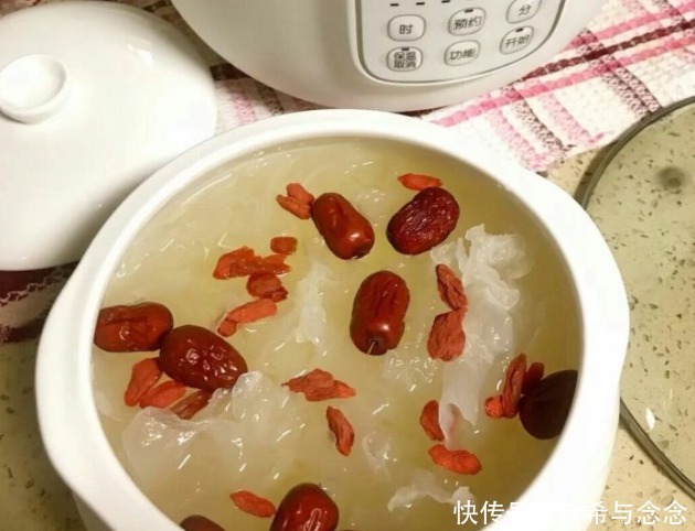 控制体重|别再花钱乱做无用功!有效预防妊娠纹就看这3点,生完好像没生过