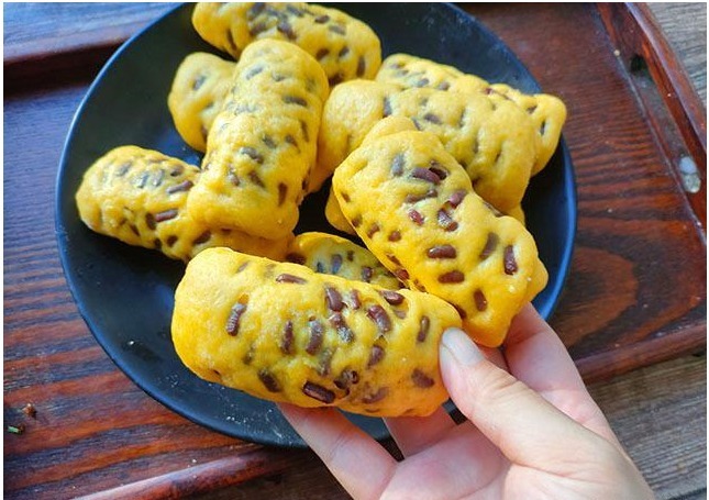 立秋后，包子馒头靠边站，蒸一锅好吃的，简单暄软儿子每顿吃3个